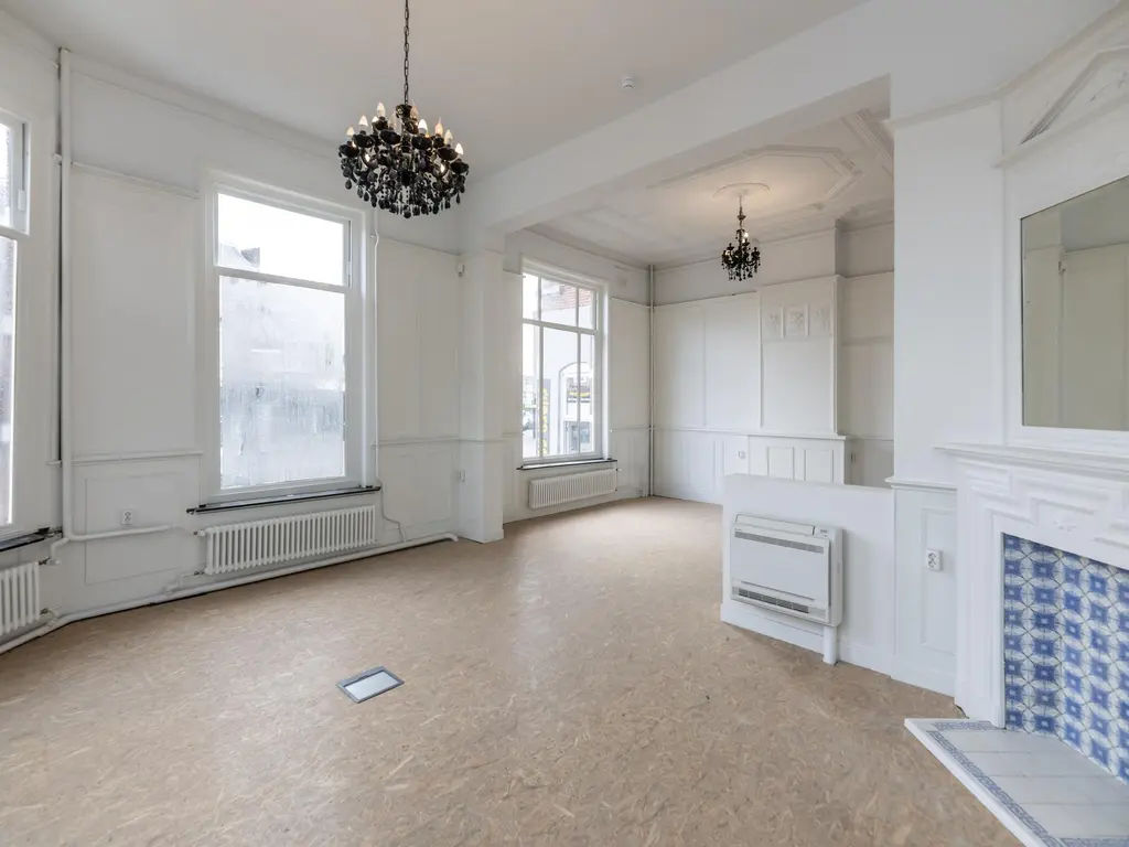 Baronielaan 1, BREDA