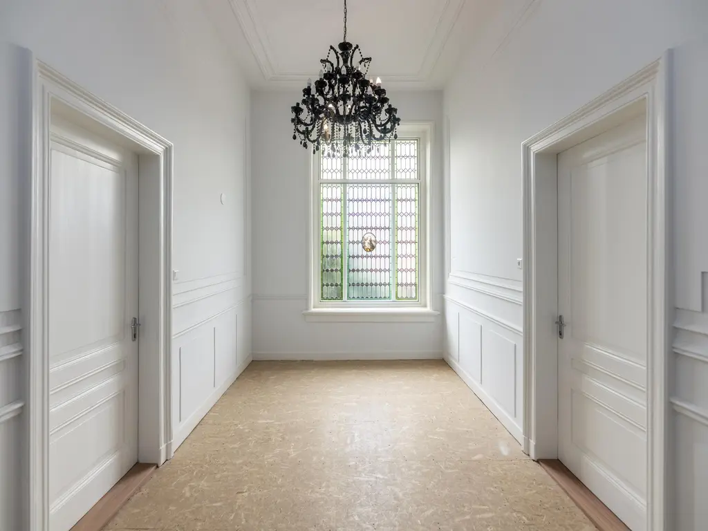 Baronielaan 1, BREDA