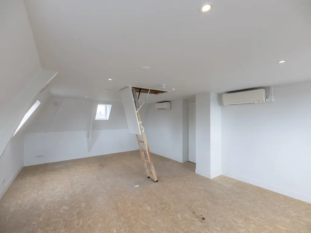 Baronielaan 1, BREDA