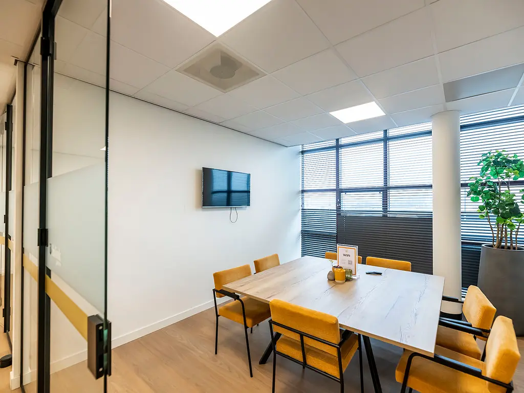 Minervum 7032, Breda