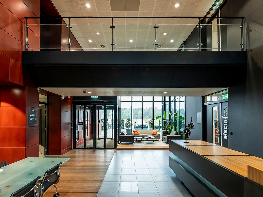 Minervum 7032, Breda