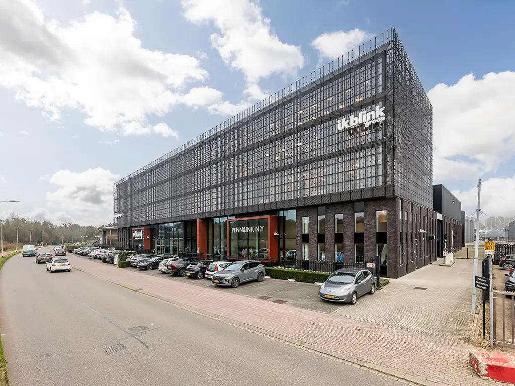 Minervum 7032, Breda