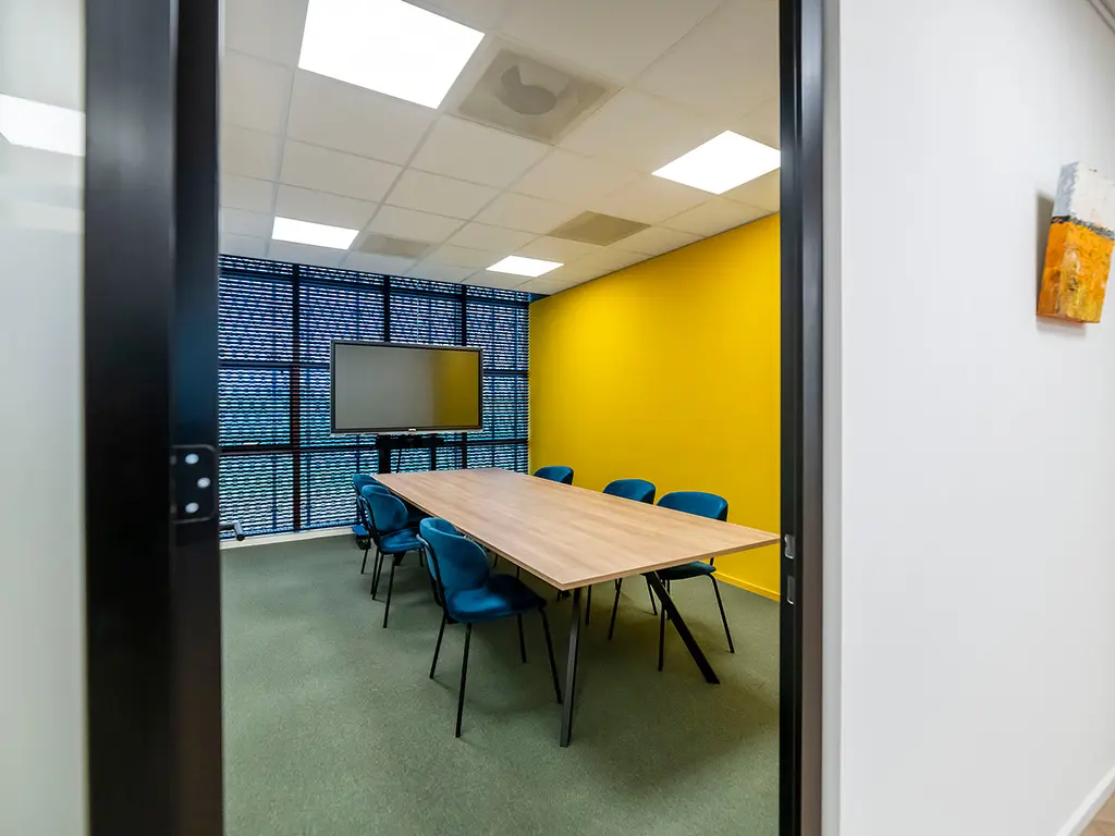 Minervum 7032, Breda