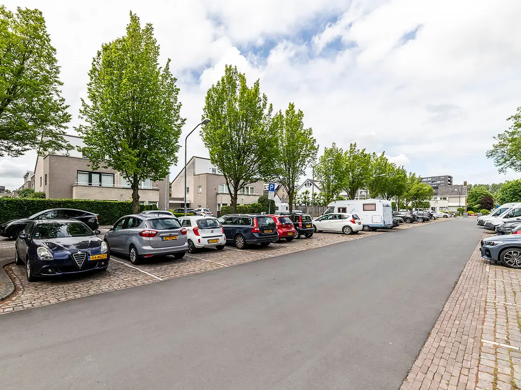 Groot Ypelaardreef 71, Breda