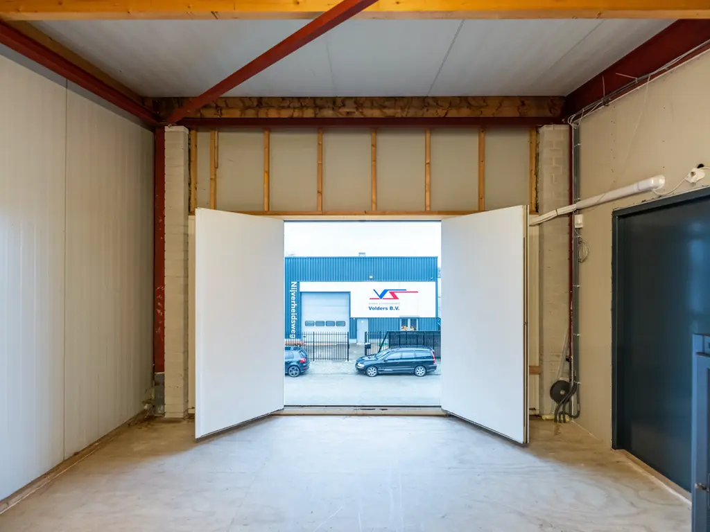 Nijverheidsweg 16, Bavel