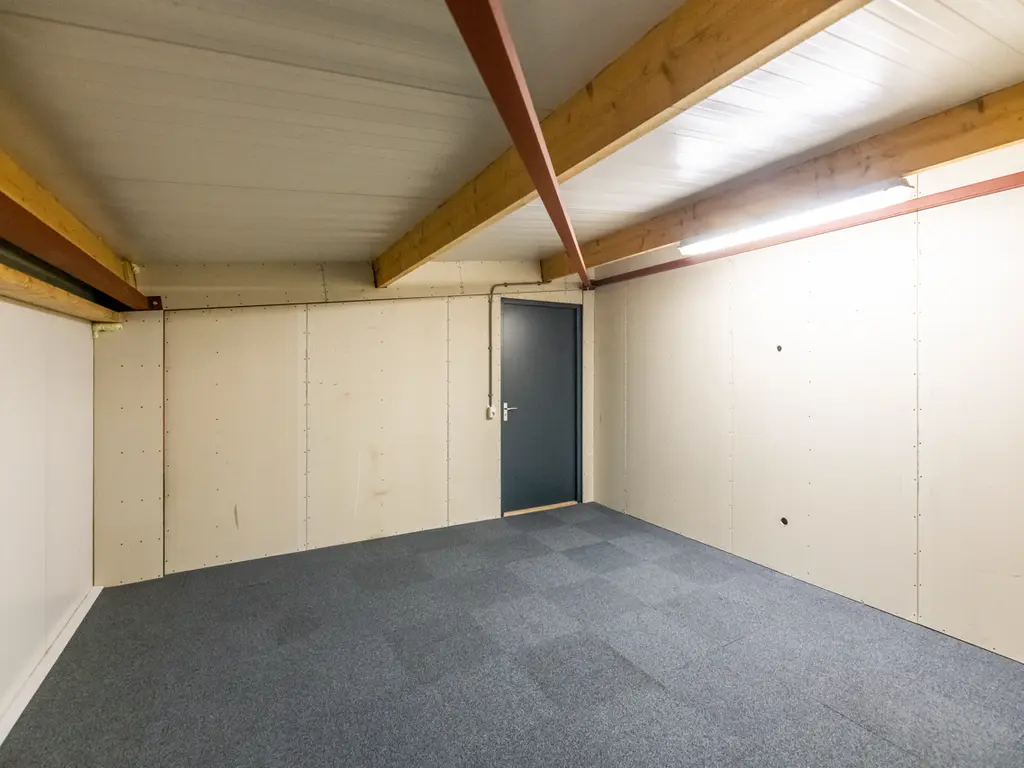 Nijverheidsweg 16, Bavel