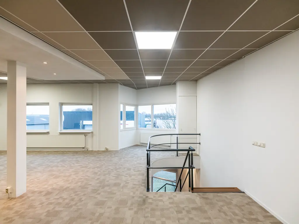 Nijverheidsweg 16, Bavel