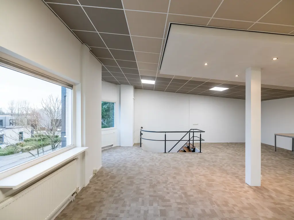 Nijverheidsweg 16, Bavel