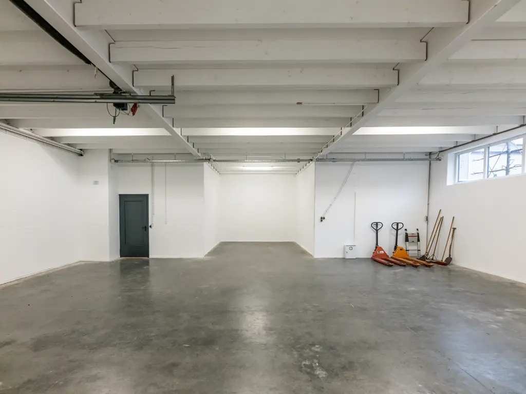 Nijverheidsweg 16, Bavel