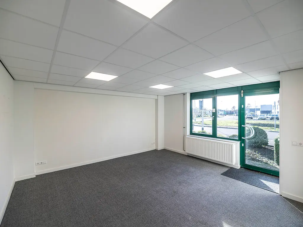 Minervum 7234, Breda