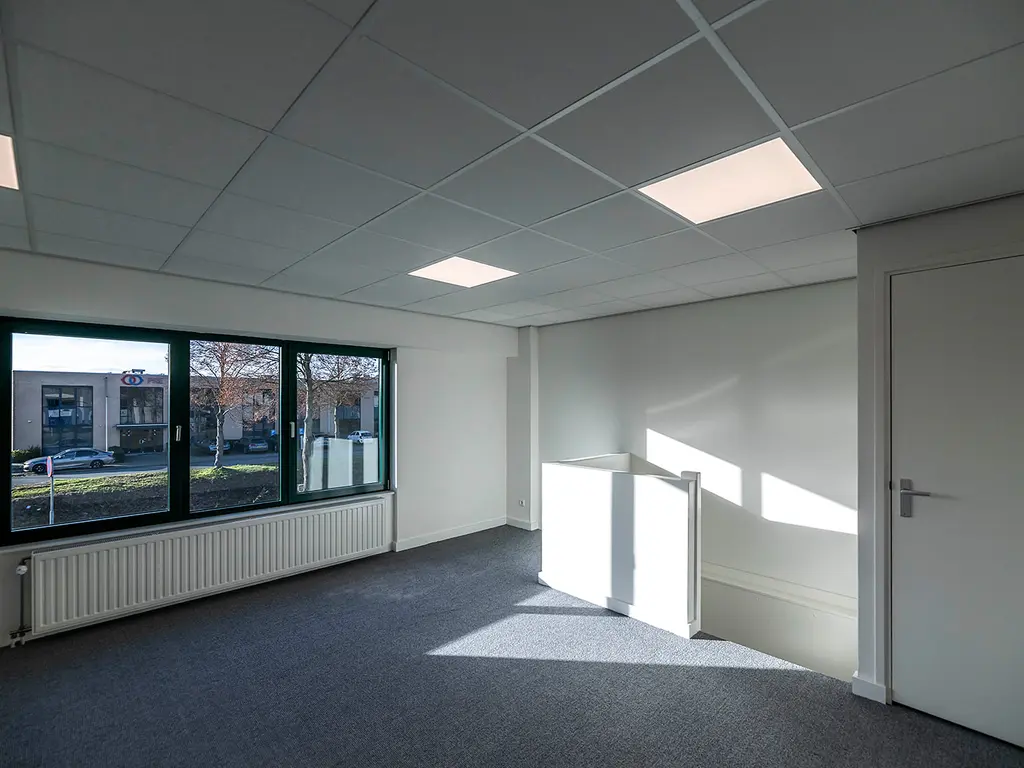 Minervum 7234, Breda