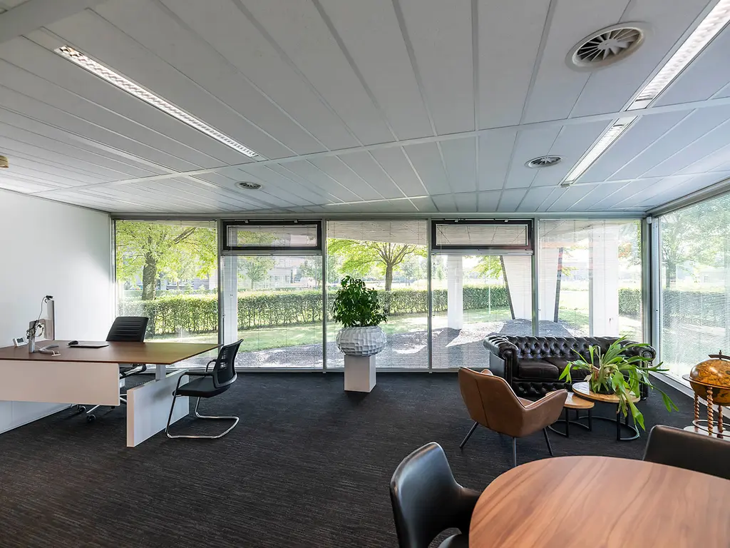 Laan van Londen 100, Dordrecht