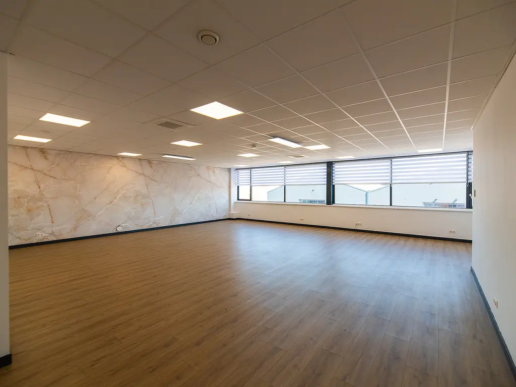 Regenbeemd 25A, Breda