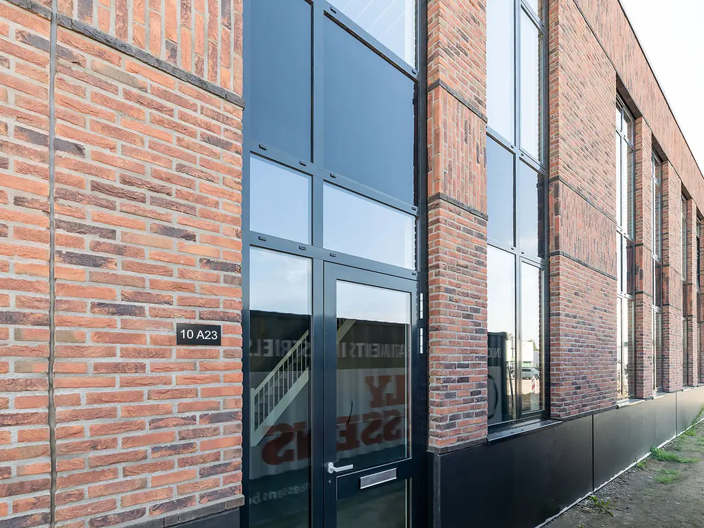 Takkebijsters 10A23, BREDA