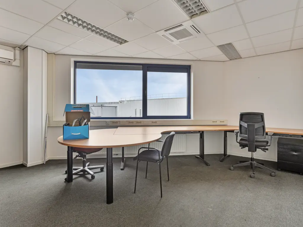 Schotsbossenstraat 8, Roosendaal