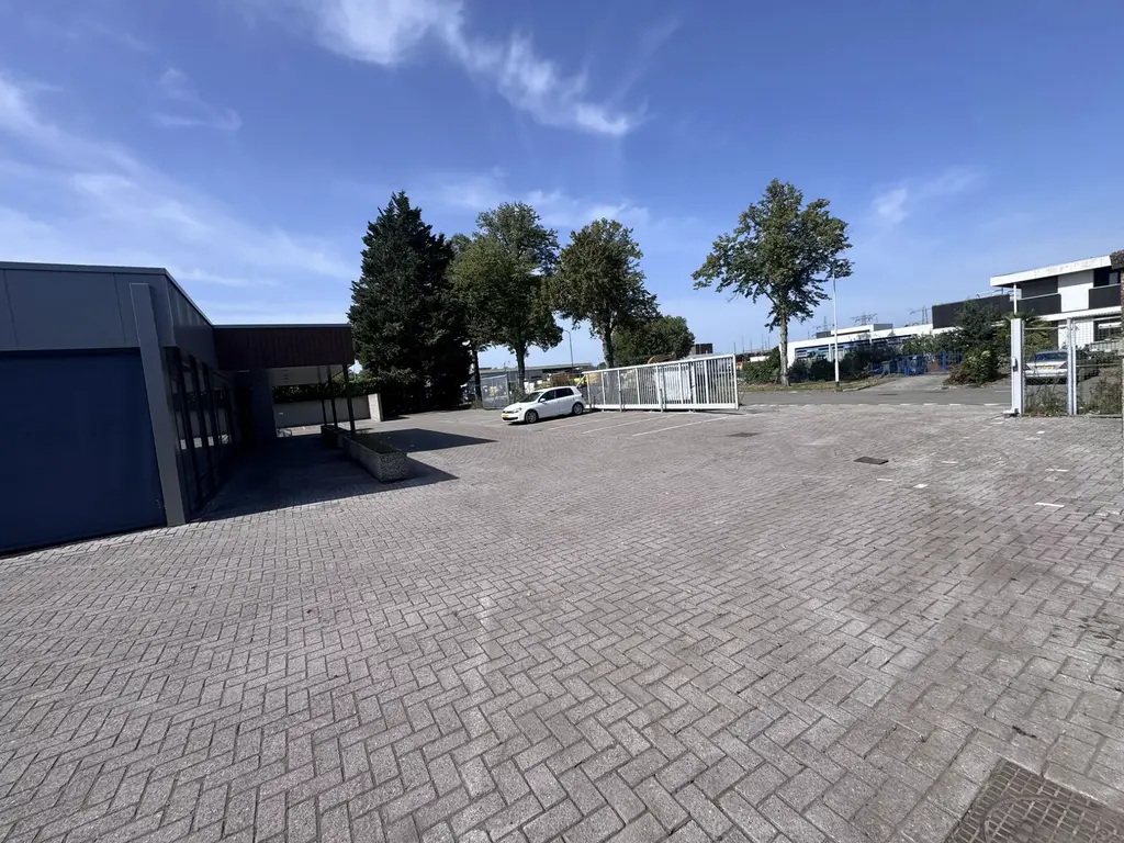 Schotsbossenstraat 8, Roosendaal