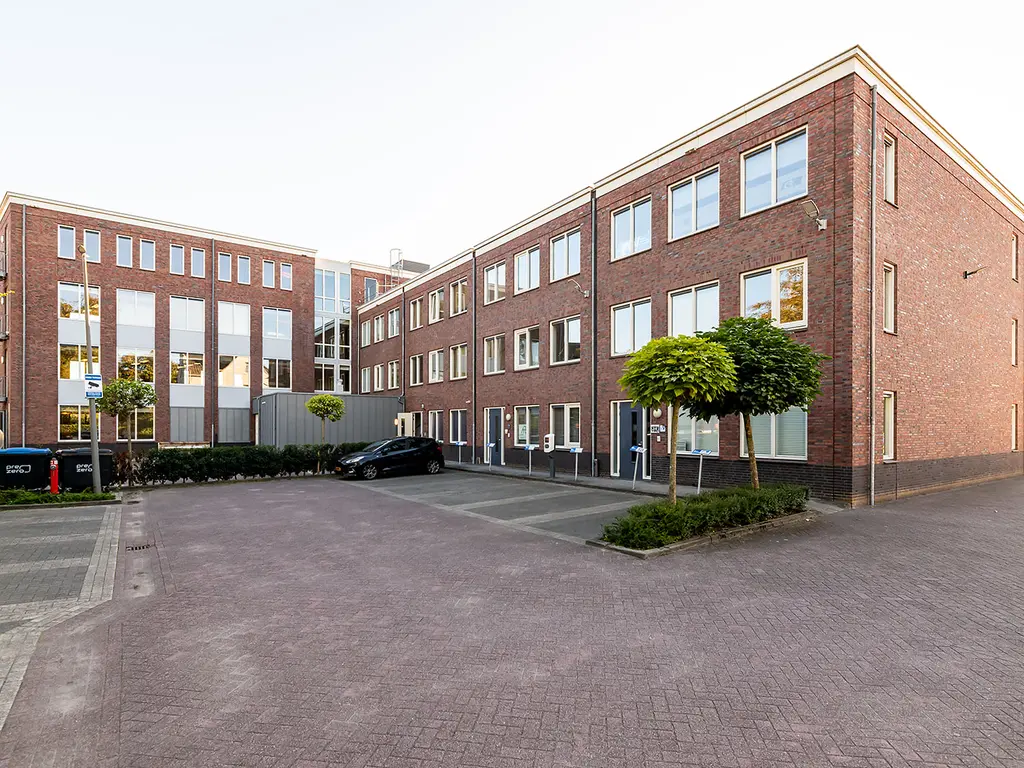 Princenhagelaan 1B2, Breda