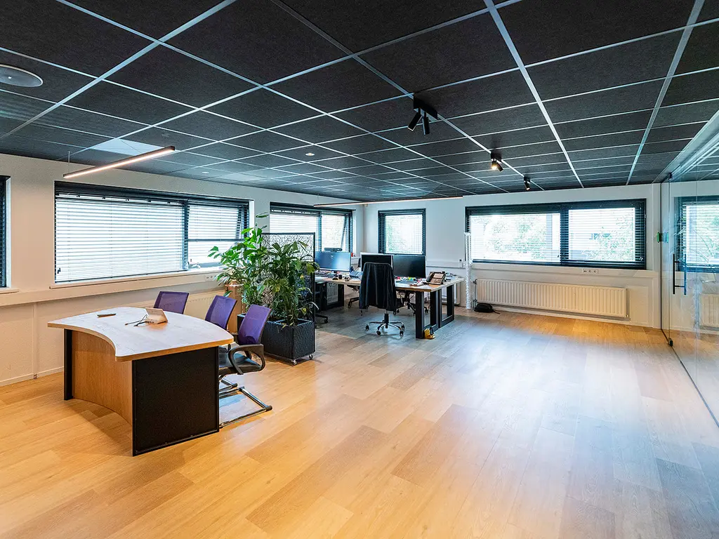 Minervum 7444K, Breda