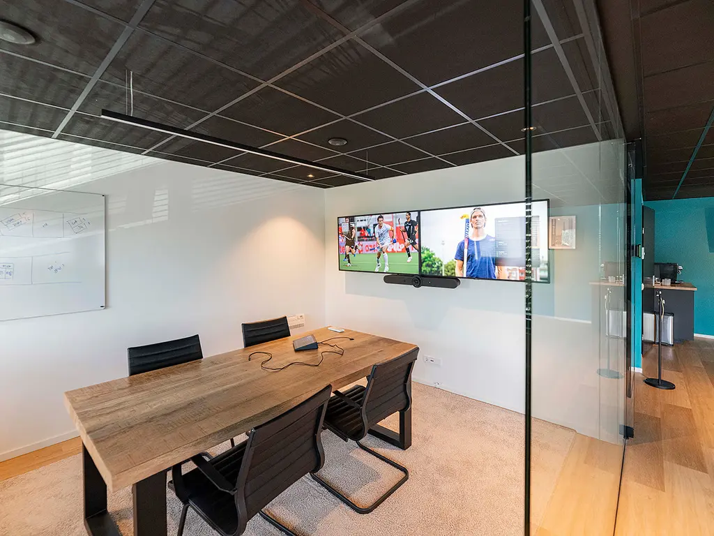 Minervum 7444K, Breda