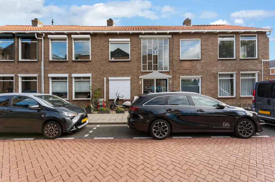 Waalstraat 8