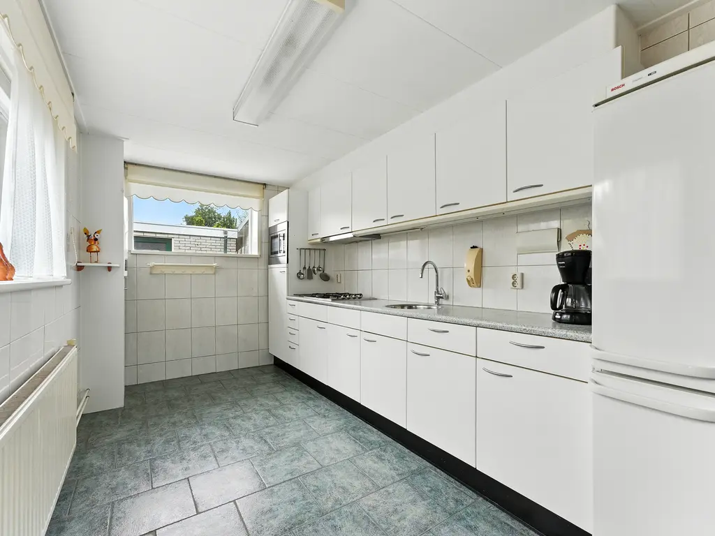Talmaweg 106, BARENDRECHT