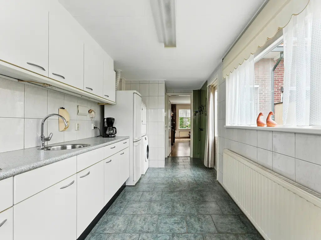 Talmaweg 106, BARENDRECHT