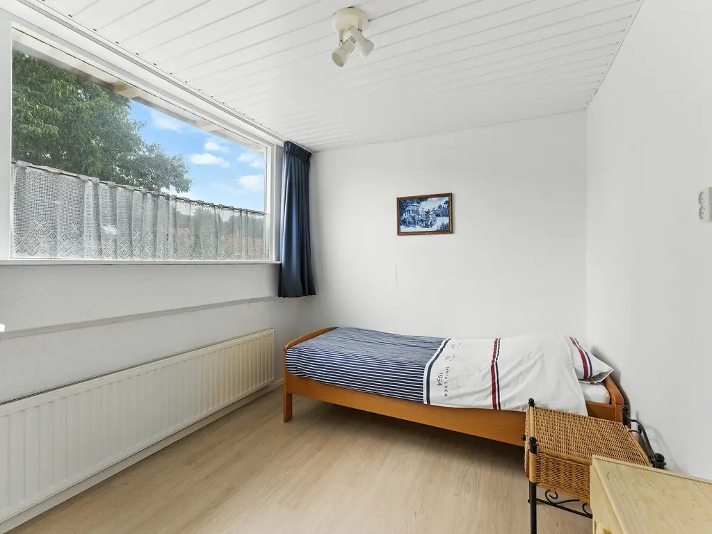 Talmaweg 106, BARENDRECHT