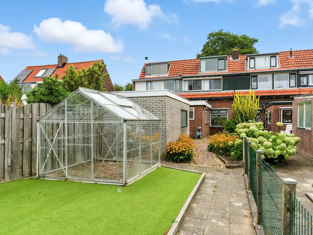 Talmaweg 106, BARENDRECHT