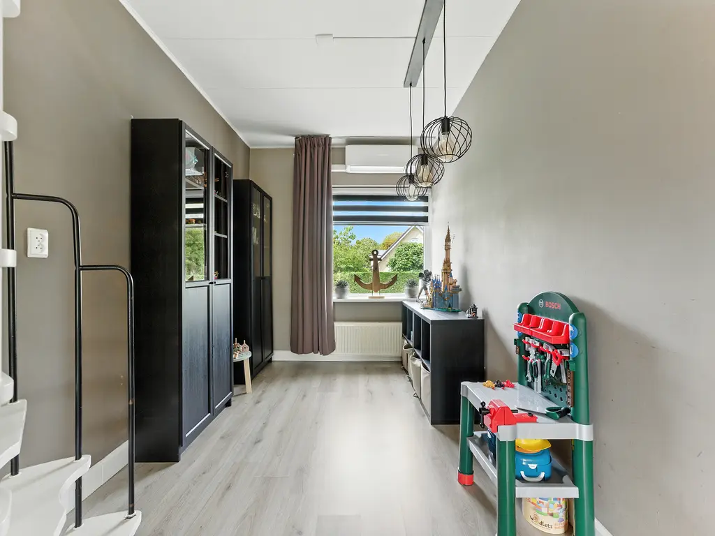 Thorbeckestraat 24, HENDRIK-IDO-AMBACHT