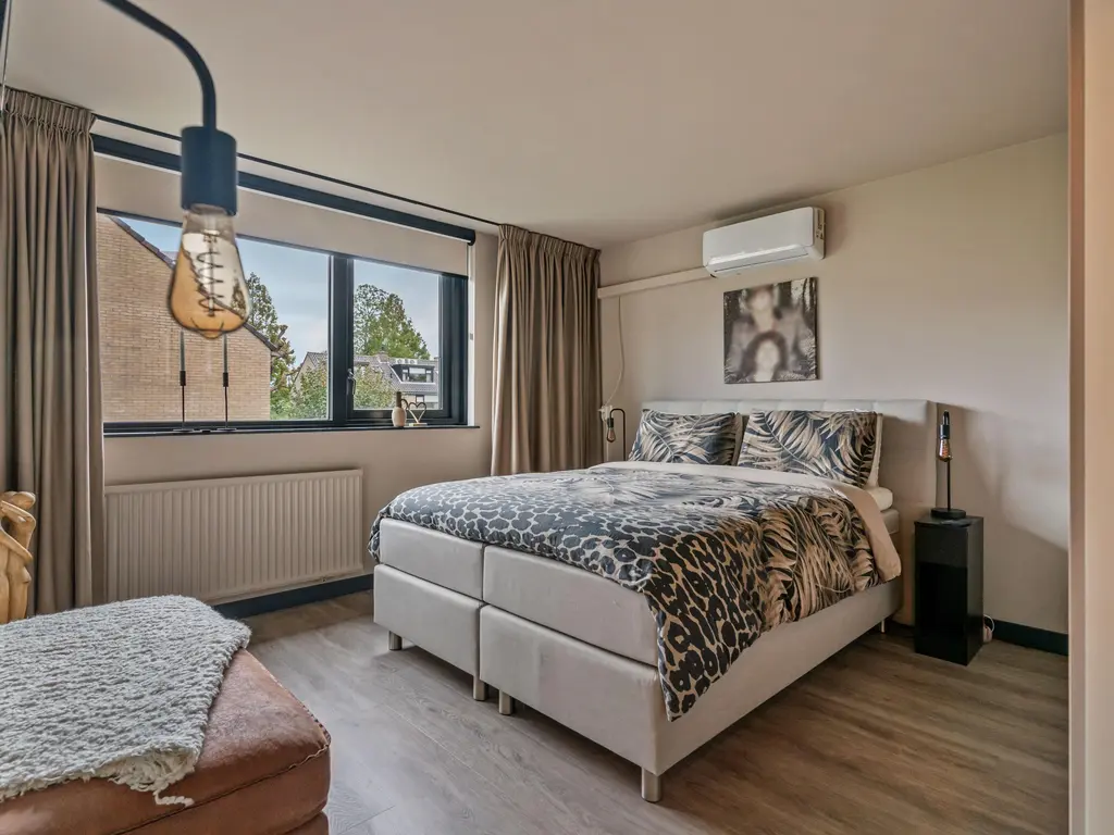 Hoefslag 37, BARENDRECHT