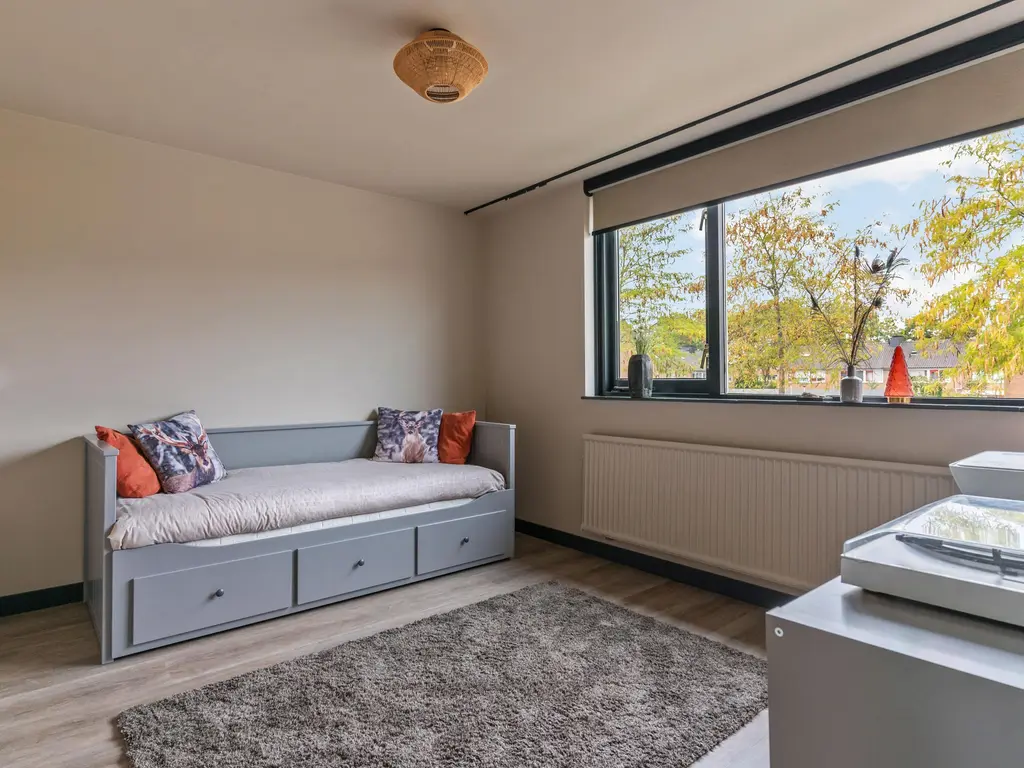 Hoefslag 37, BARENDRECHT