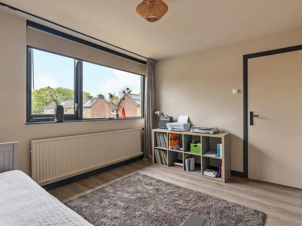 Hoefslag 37, BARENDRECHT