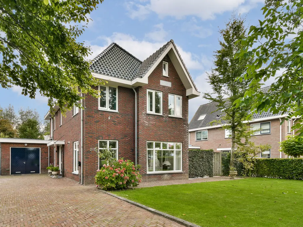 Oudendijk 205, DORDRECHT