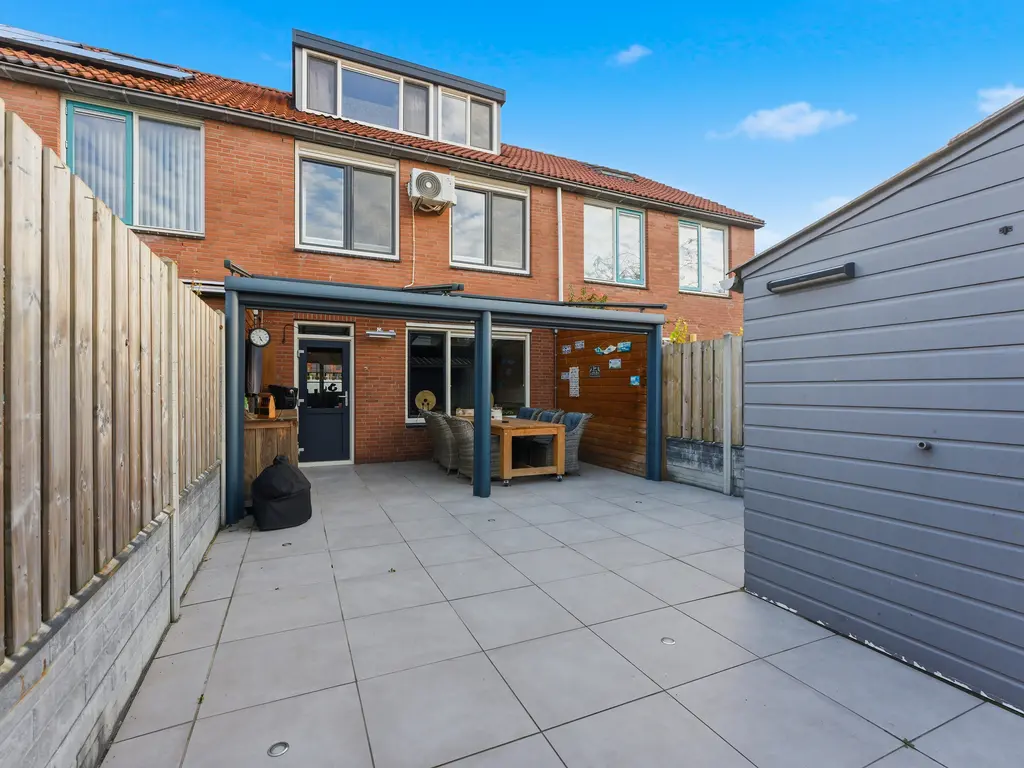 Von Weberplantsoen 41, ZWIJNDRECHT