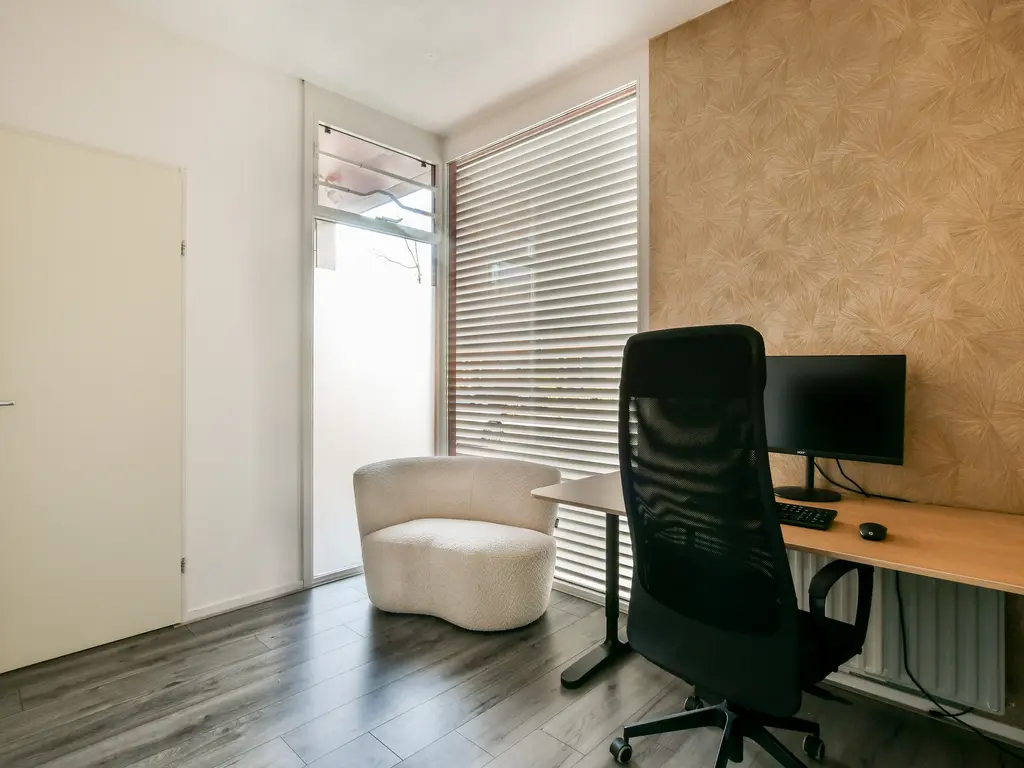 Goudsbloemstraat 37, PAPENDRECHT