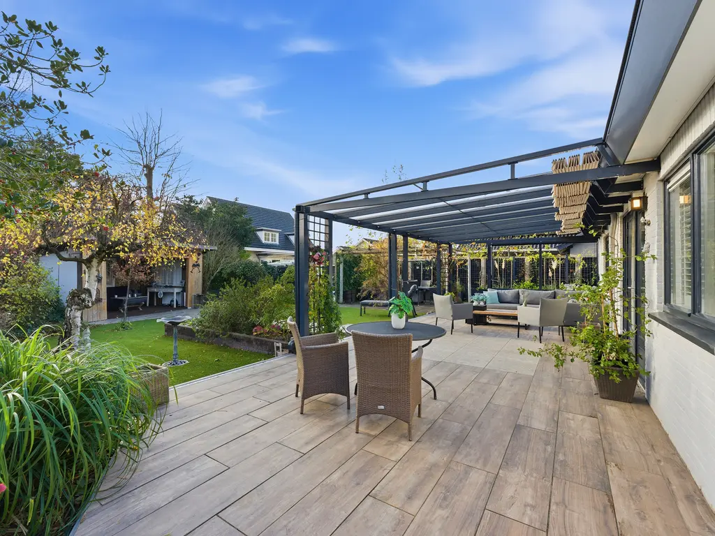 Wassenaar van Obdampark 18, HENDRIK-IDO-AMBACHT