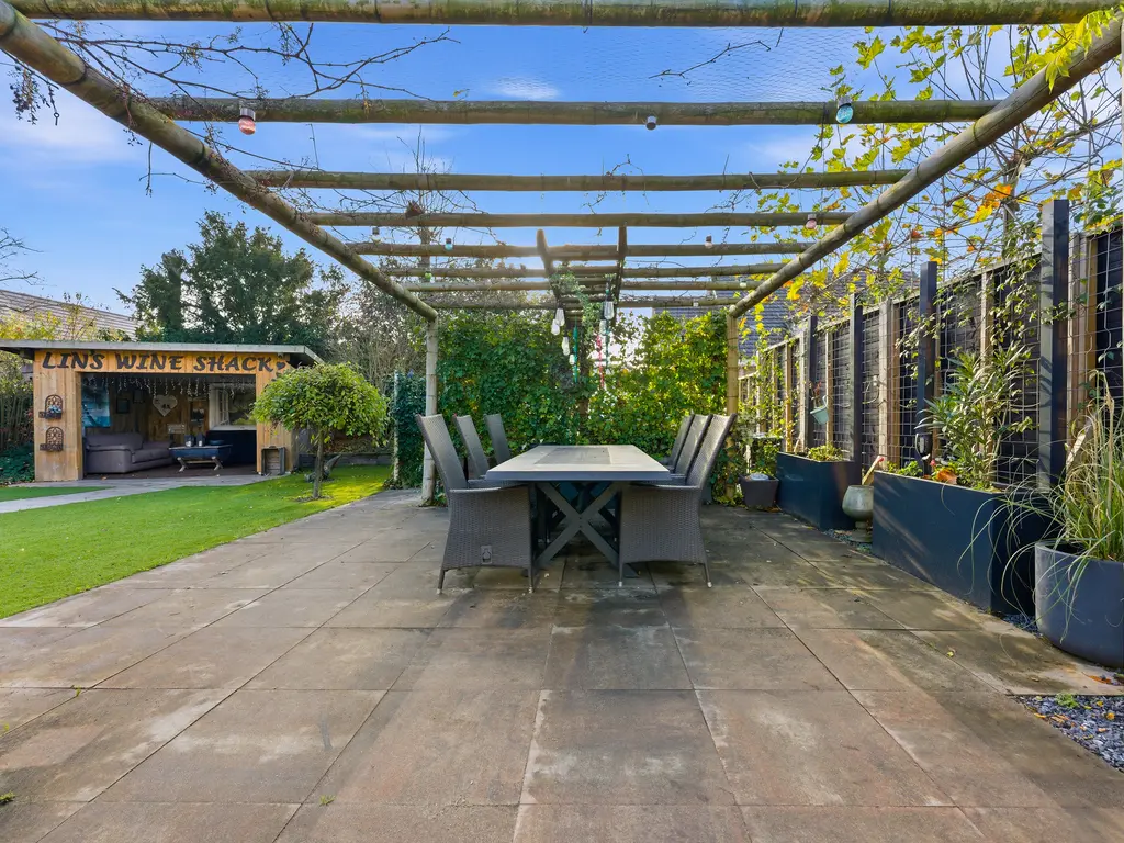 Wassenaar van Obdampark 18, HENDRIK-IDO-AMBACHT