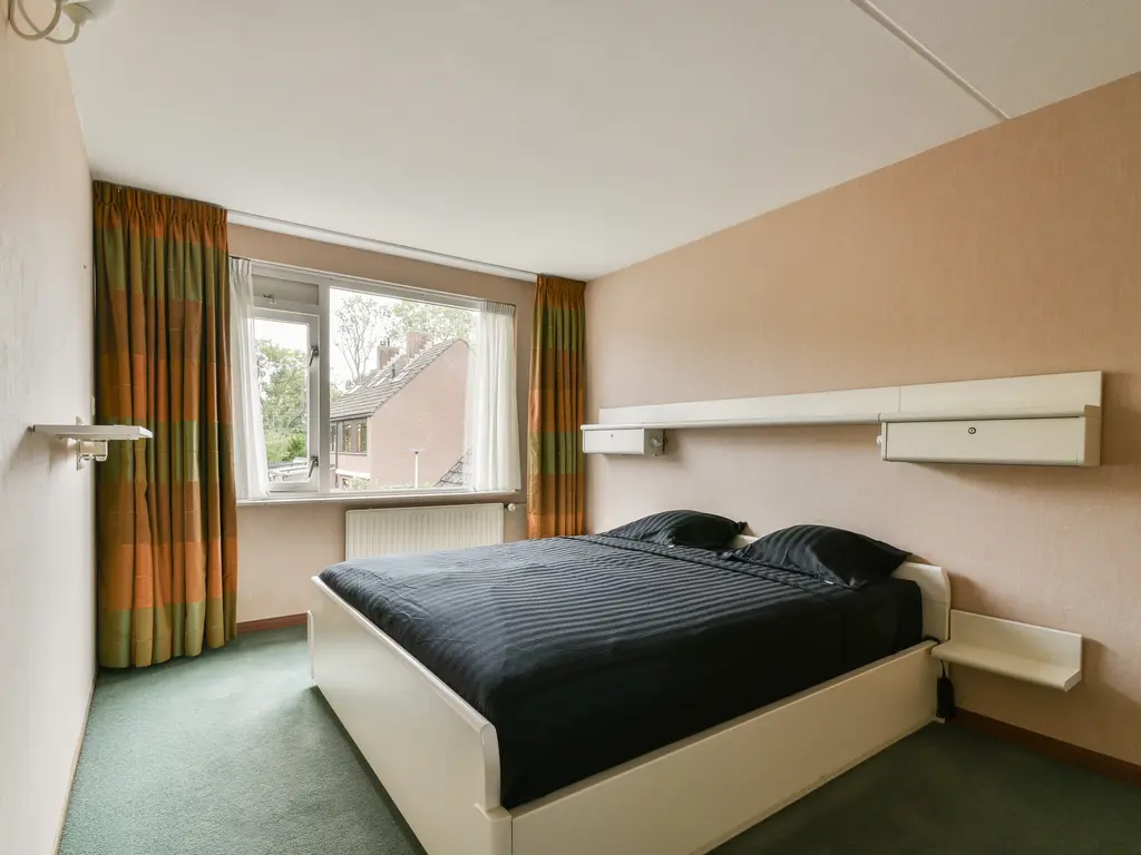 Ring 110, HENDRIK-IDO-AMBACHT