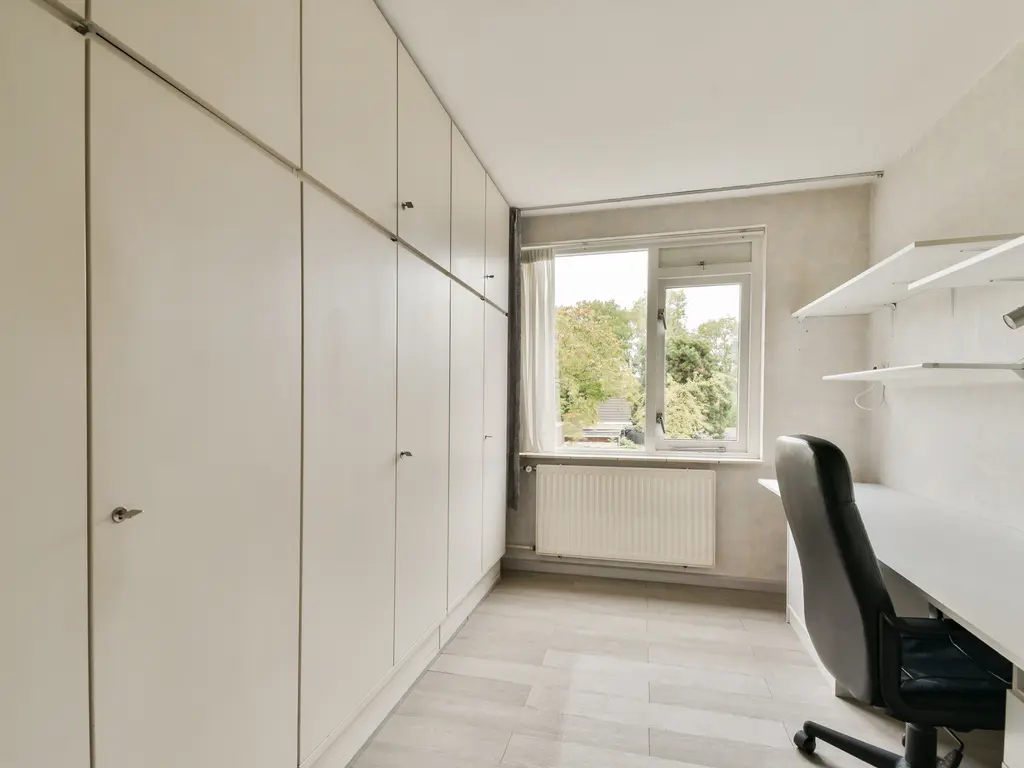 Ring 110, HENDRIK-IDO-AMBACHT