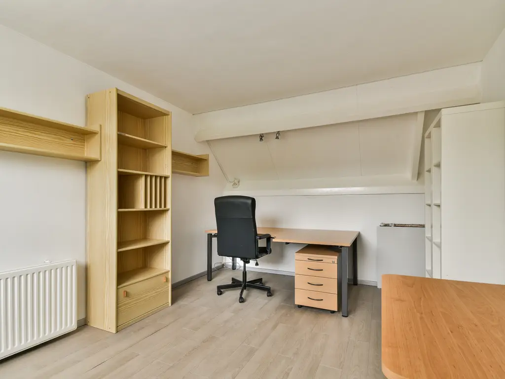 Ring 110, HENDRIK-IDO-AMBACHT