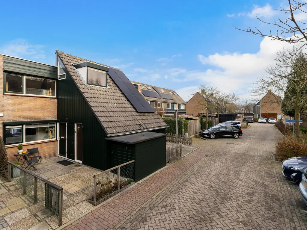 Strobenen-bogerd 20, Hendrik-Ido-Ambacht