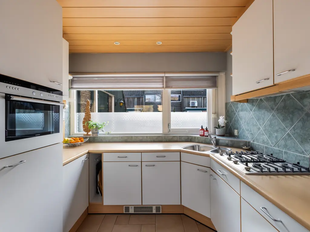 Strobenen-bogerd 20, Hendrik-Ido-Ambacht