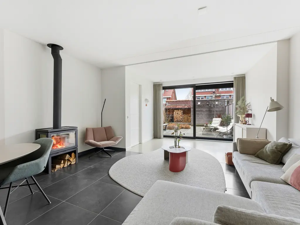 Laagveen 34, HENDRIK-IDO-AMBACHT