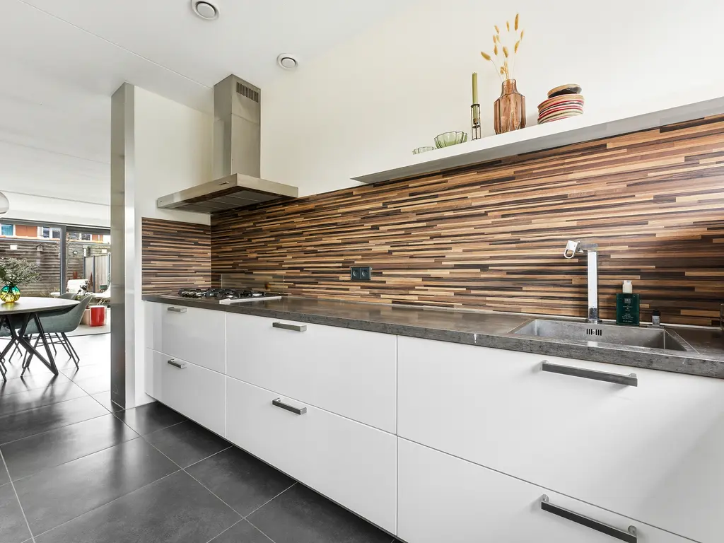 Laagveen 34, HENDRIK-IDO-AMBACHT