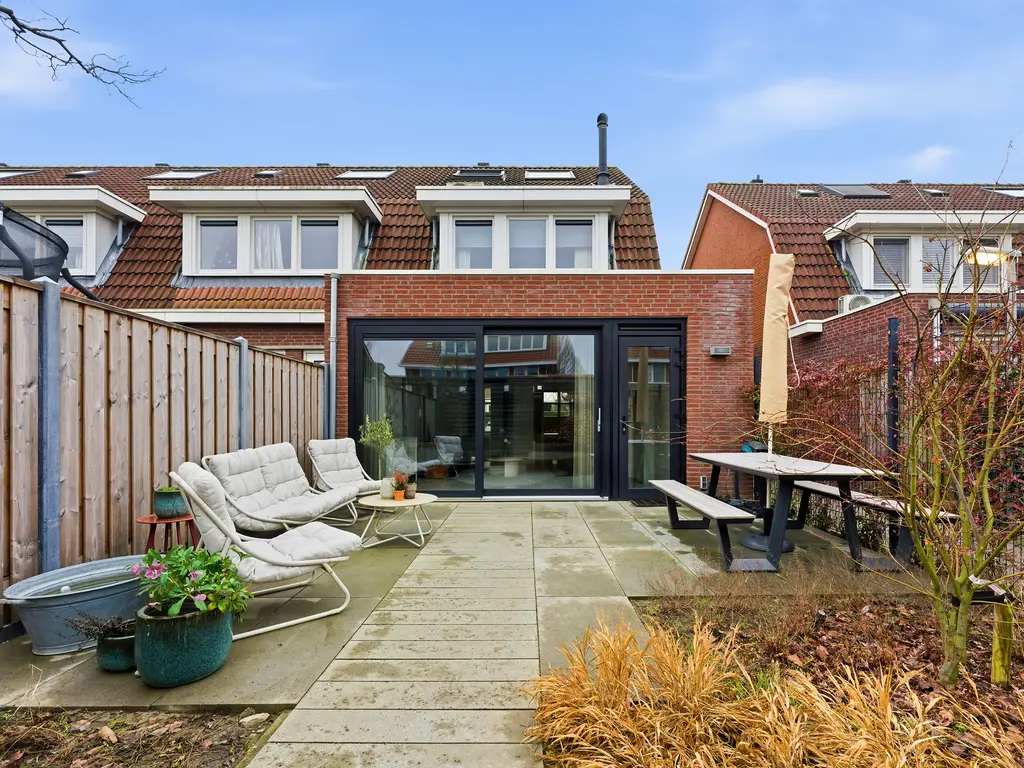 Laagveen 34, HENDRIK-IDO-AMBACHT