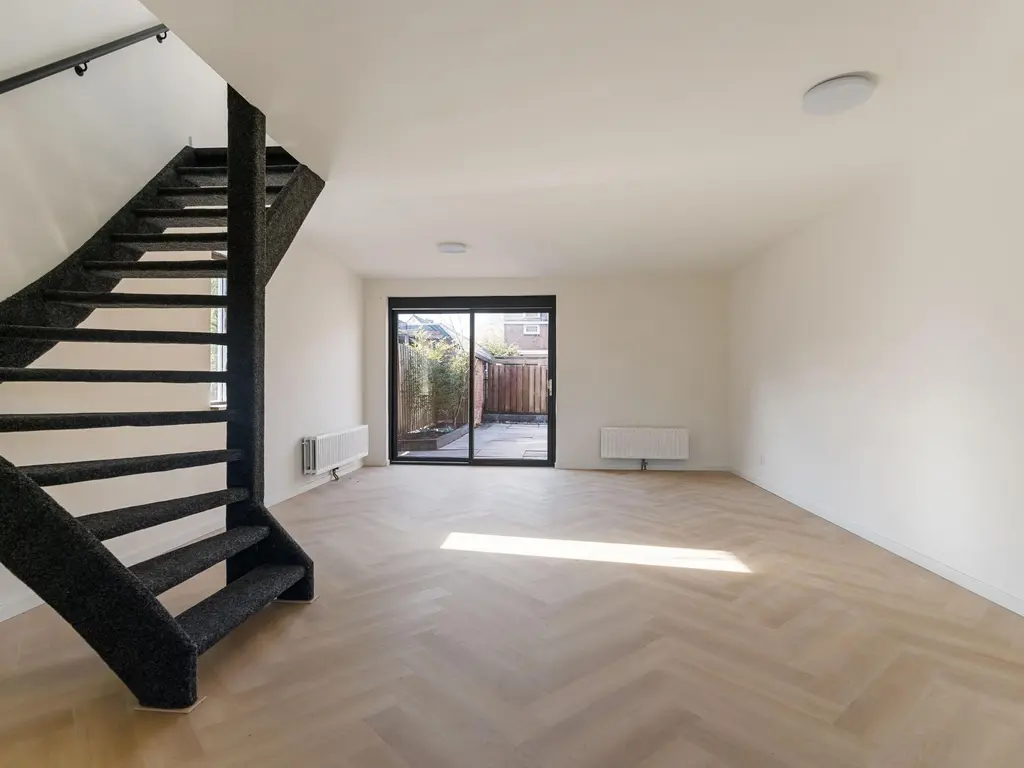 Ring 196, HENDRIK-IDO-AMBACHT