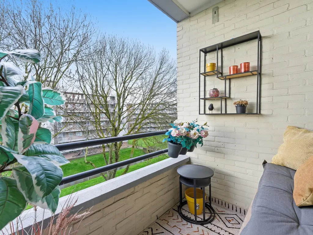 van Godewijckstraat 87, HENDRIK-IDO-AMBACHT