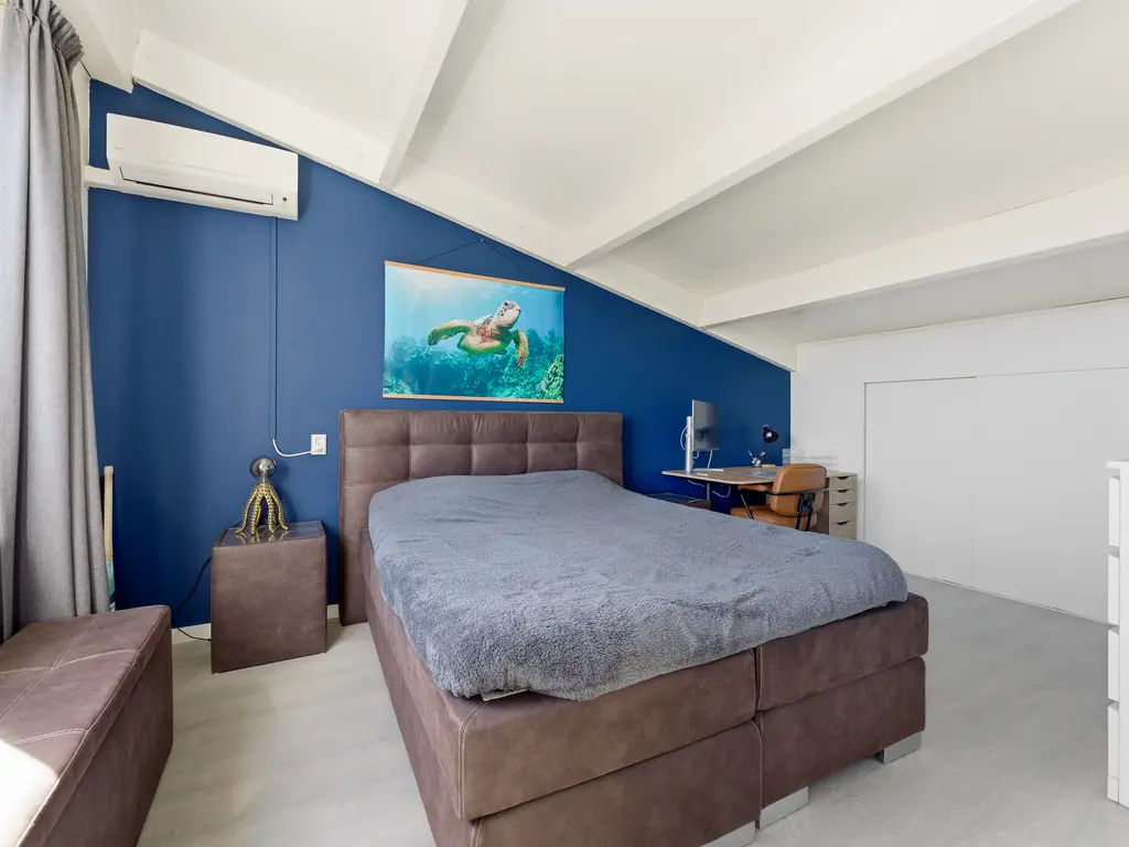 Machteld Sandelijnslaan 24, HENDRIK-IDO-AMBACHT