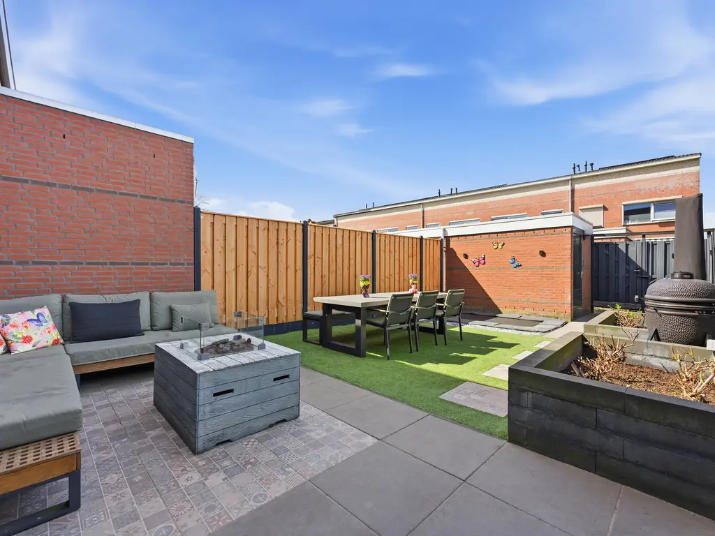 Machteld Sandelijnslaan 24, HENDRIK-IDO-AMBACHT