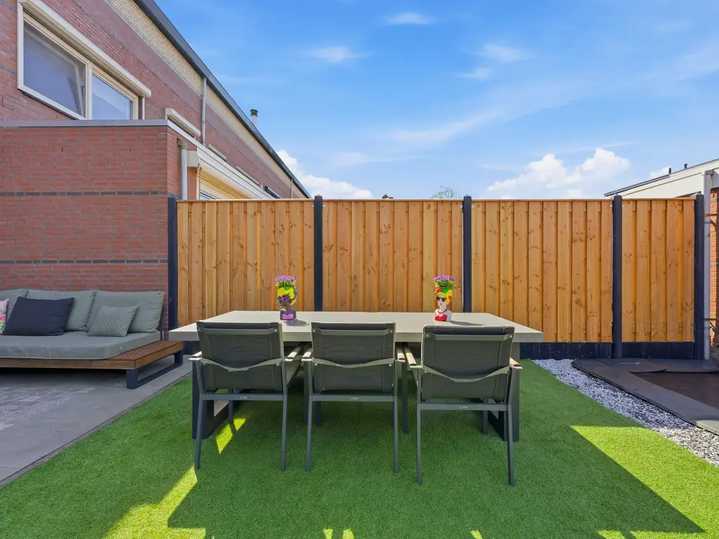 Machteld Sandelijnslaan 24, HENDRIK-IDO-AMBACHT